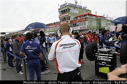 motogp_bridgestone_0007_republique_tcheque_brno_2012_mototribu.jpg