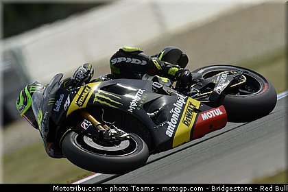 motogp_crutchlow_0018_republique_tcheque_brno_2012_mototribu.jpg