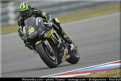 motogp_crutchlow_0026_republique_tcheque_brno_2012_mototribu.jpg