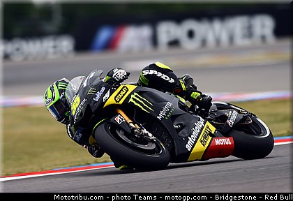 motogp_crutchlow_0030_republique_tcheque_brno_2012_mototribu.jpg