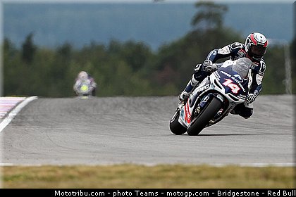 motogp_de_puniet_0011_republique_tcheque_brno_2012_mototribu.jpg