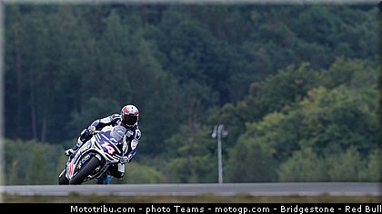 motogp_de_puniet_0015_republique_tcheque_brno_2012_mototribu.jpg