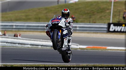 motogp_lorenzo_0004_republique_tcheque_brno_2012_mototribu.jpg
