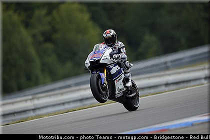 motogp_lorenzo_0008_republique_tcheque_brno_2012_mototribu.jpg