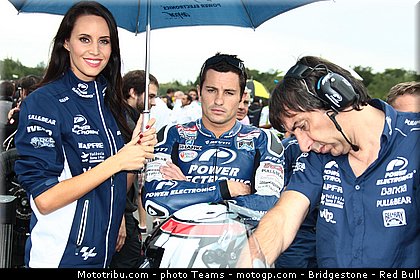 motogp_pitbabe_0037_republique_tcheque_brno_2012_mototribu.jpg
