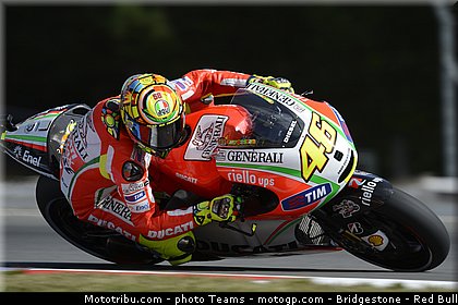 motogp_rossi_0006_republique_tcheque_brno_2012_mototribu.jpg