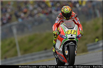 motogp_rossi_0019_republique_tcheque_brno_2012_mototribu.jpg
