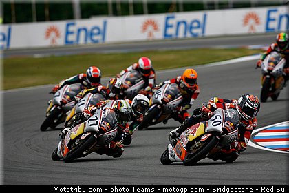 red_bull_rookie_cup_0011_republique_tcheque_brno_2012_mototribu.jpg