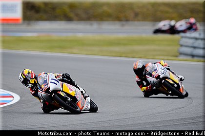 red_bull_rookie_cup_0018_republique_tcheque_brno_2012_mototribu.jpg