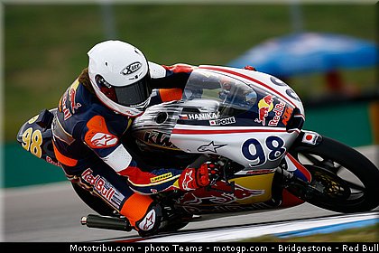 red_bull_rookie_cup_hanika_0002_republique_tcheque_brno_2012_mototribu.jpg