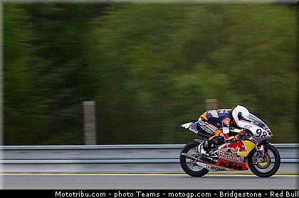 red_bull_rookie_cup_hanika_0003_republique_tcheque_brno_2012_mototribu.jpg