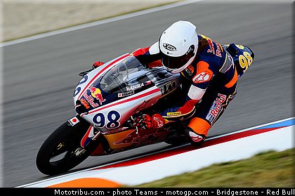 red_bull_rookie_cup_hanika_0006_republique_tcheque_brno_2012_mototribu.jpg