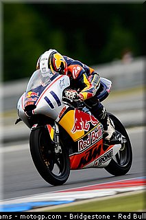 red_bull_rookie_cup_loi_0002_republique_tcheque_brno_2012_mototribu.jpg