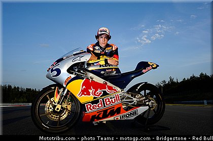 red_bull_rookie_cup_oettl_0015_republique_tcheque_brno_2012_mototribu.jpg