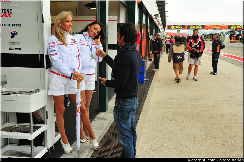 motogp_pitbabe_007_saint_marin_misano_2012