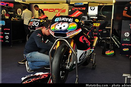 moto2_espargaro_p_001_saint_marin_misano_2012.jpg