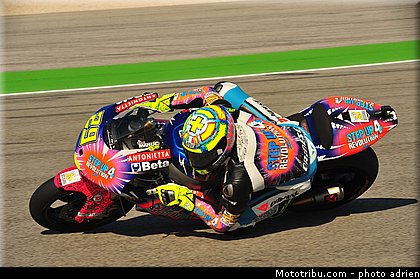 moto2_iannone_004_saint_marin_misano_2012.jpg
