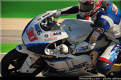 moto2_nakagami_002_saint_marin_misano_2012.jpg