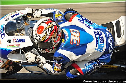 moto2_nakagami_005_saint_marin_misano_2012.jpg