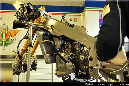 moto3_fenati_010_saint_marin_misano_2012.jpg