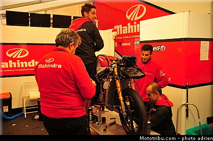 moto3_webb_004_saint_marin_misano_2012.jpg