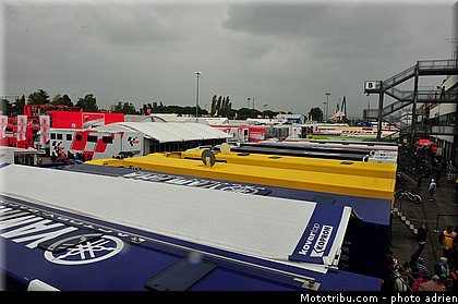 motogp_ambiance_002_saint_marin_misano_2012.jpg