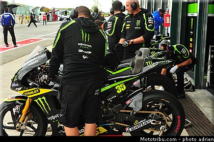 motogp_dovizioso_001_saint_marin_misano_2012.jpg
