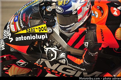 motogp_edwards_004_saint_marin_misano_2012.jpg