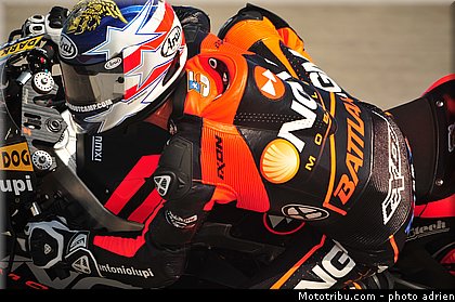 motogp_edwards_009_saint_marin_misano_2012.jpg
