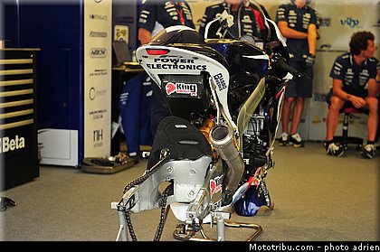 motogp_espargaro_006_saint_marin_misano_2012.jpg
