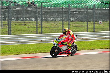 motogp_rossi_006_saint_marin_misano_2012.jpg