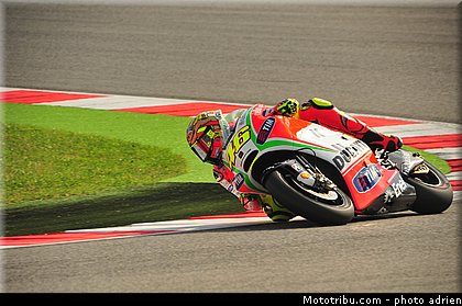 motogp_rossi_010_saint_marin_misano_2012.jpg