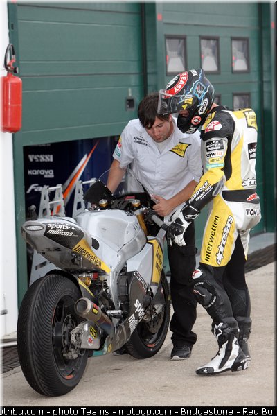 moto2_luthi_0001_saint_marin_misano_2012