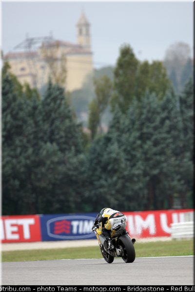 moto2_luthi_0005_saint_marin_misano_2012