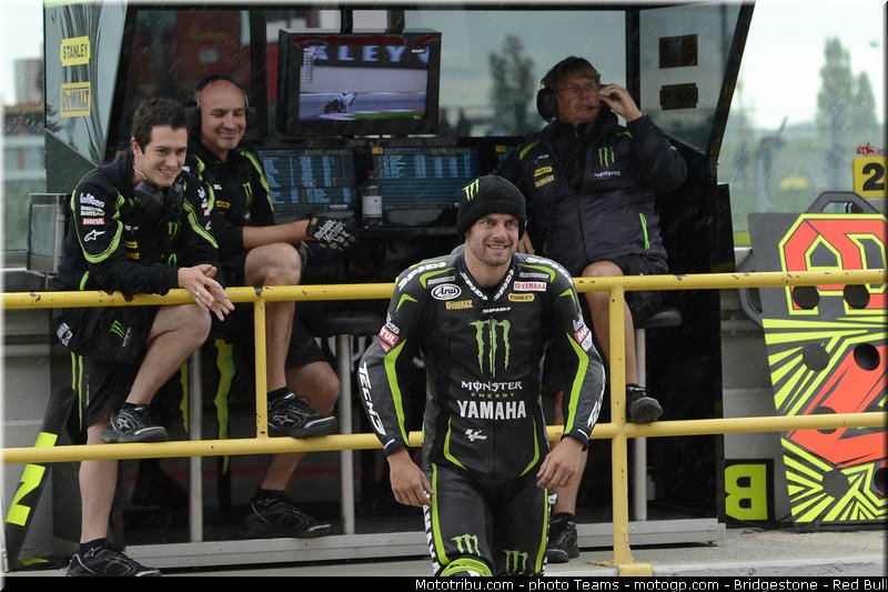 motogp_crutchlow_0001_saint_marin_misano_2012