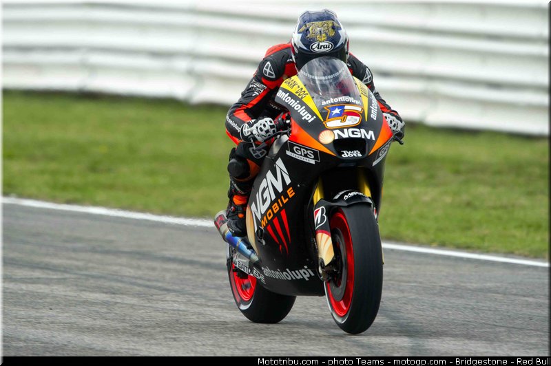 motogp_edwards_0003_saint_marin_misano_2012