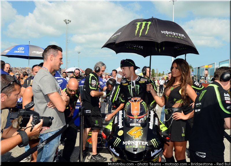 motogp_pitbabe_0031_saint_marin_misano_2012