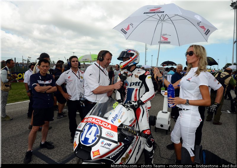 motogp_pitbabe_0041_saint_marin_misano_2012