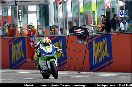 moto2_aegerter_0020_saint_marin_misano_2012.jpg