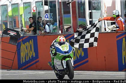 moto2_aegerter_0021_saint_marin_misano_2012.jpg