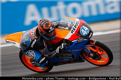 moto3_oliveira_0007_saint_marin_misano_2012.jpg