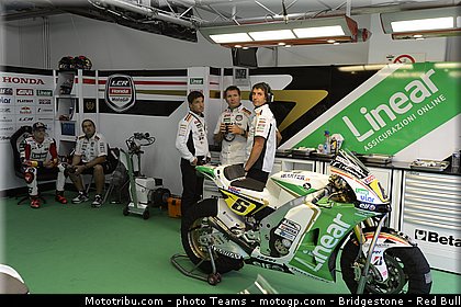 motogp_bradl_0006_saint_marin_misano_2012.jpg
