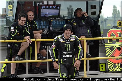 motogp_crutchlow_0001_saint_marin_misano_2012.jpg
