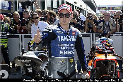 motogp_lorenzo_0010_saint_marin_misano_2012.jpg