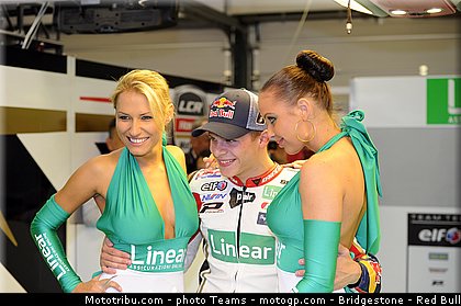 motogp_pitbabe_0007_saint_marin_misano_2012.jpg