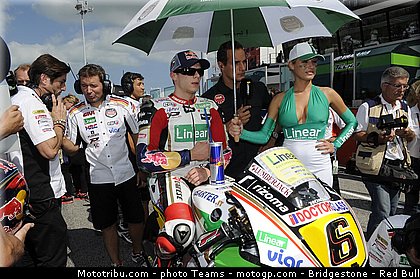 motogp_pitbabe_0020_saint_marin_misano_2012.jpg