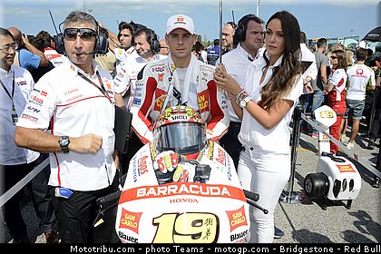 motogp_pitbabe_0023_saint_marin_misano_2012.jpg