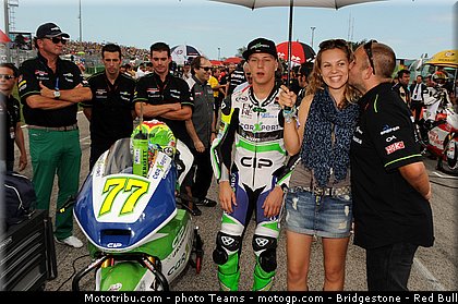 motogp_pitbabe_0036_saint_marin_misano_2012.jpg