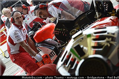 motogp_rossi_0007_saint_marin_misano_2012.jpg