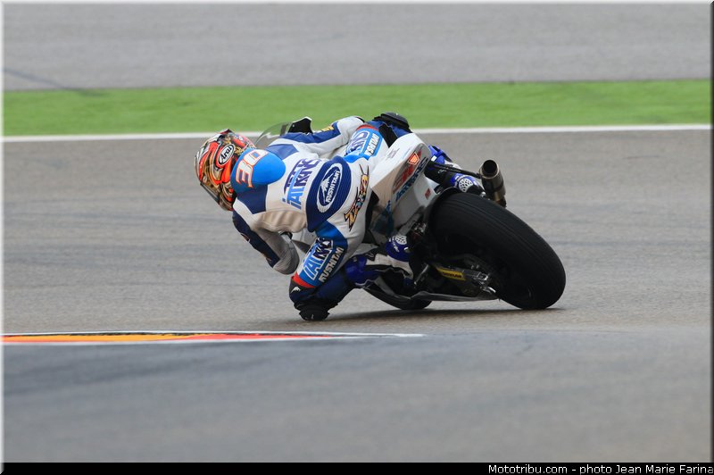 moto2_nakagami_001_aragon_motorland_2012